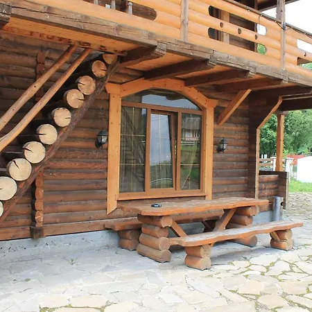 U Yaremy Mykulychyn