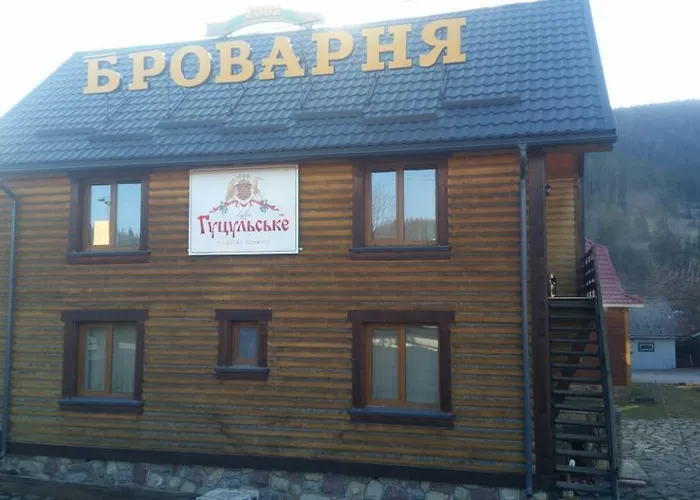 U Yaremy Mykulychyn